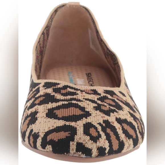 Skechers Cleo Wide Fit Clawsome Slip On - Picture 2 of 4